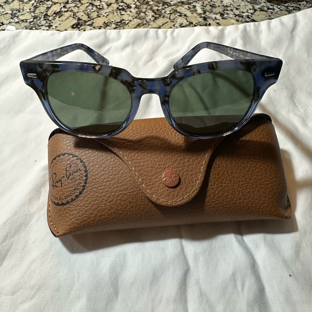 Ray-Ban Blue and Brown Sunglasses Accessories - Picture 8 of 9